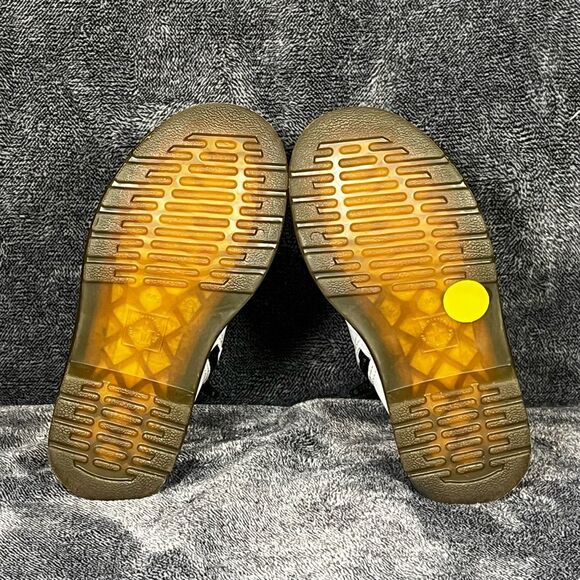 Dr. Martens Kids size 10 - Picture 8 of 8